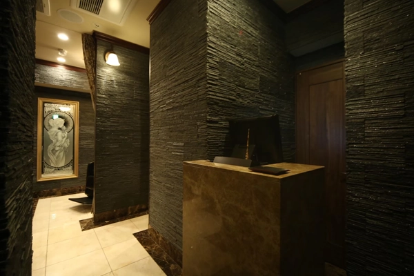 PREMIUM BARBER新宿店