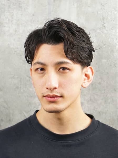 おでこが広い・M字ハゲでも似合う髪型5選！