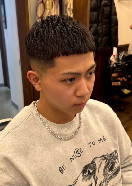 王道なのに差がつく。クロップ×スキンフェードで清潔感と男らしさを両立