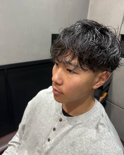 シャドウパーマ