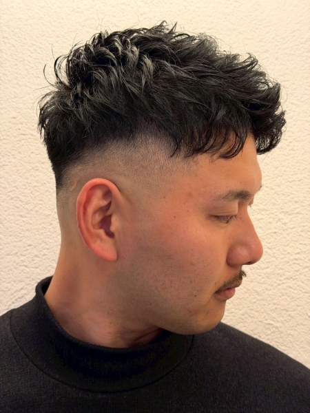 直毛でお悩みの方に！アイロンパーマがおすすめ