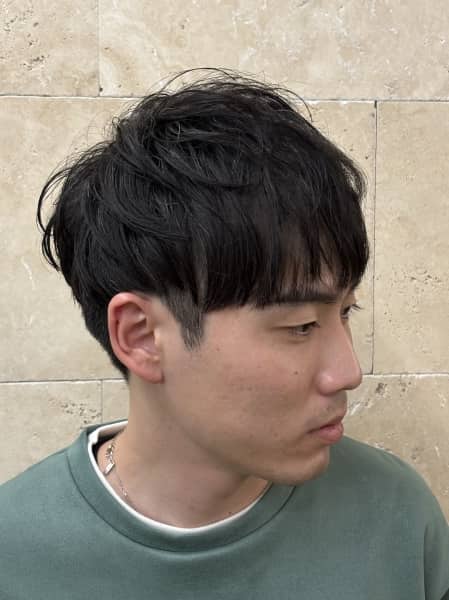 おろして流すマッシュスタイル　梅田/メンズカット