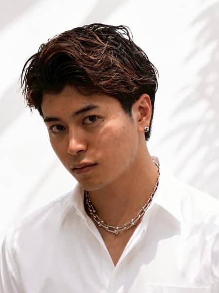 色気、清潔感、余裕。全部手に入る大人のかき上げショート