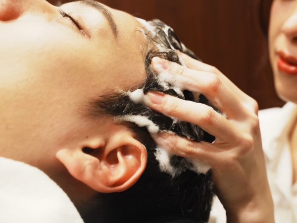 Sự khác biệt giữa gội đầu kiểu nhật và Việt Nam là gì?