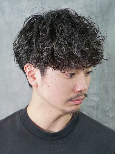 シャドウパーマ