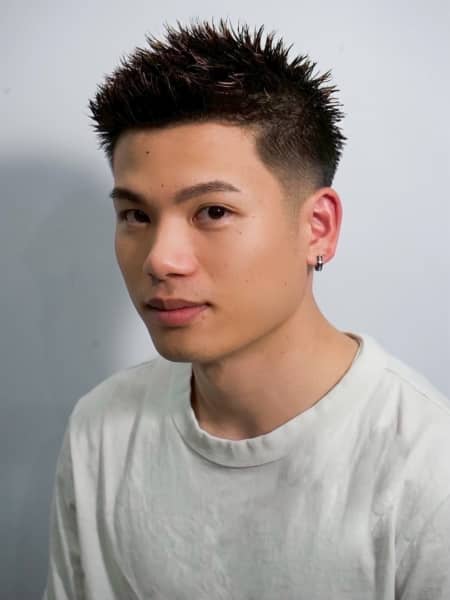 刈り上げスパイキー/ショート〈理容室〉