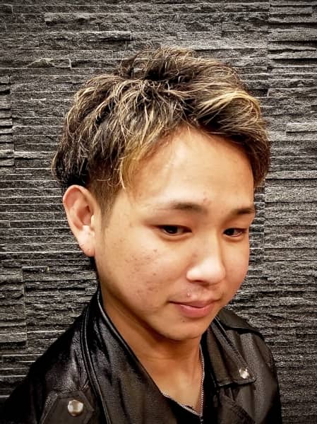 ハイライト風アップバングスタイル