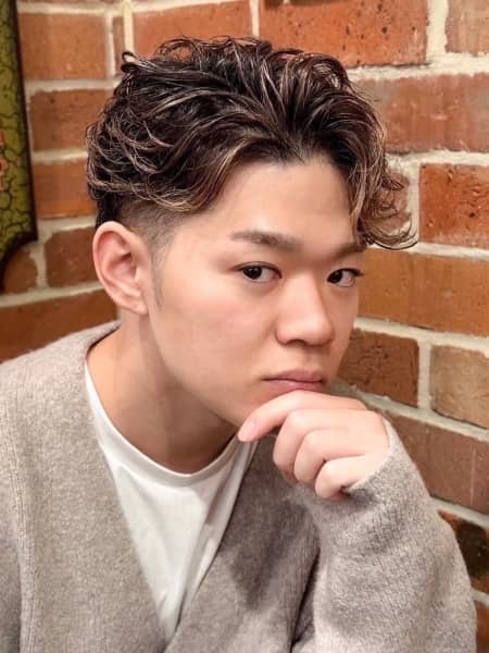 ショートフェザーパーマ　御徒町　上野　秋葉原