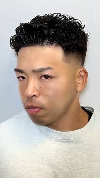 オールバックパーマ