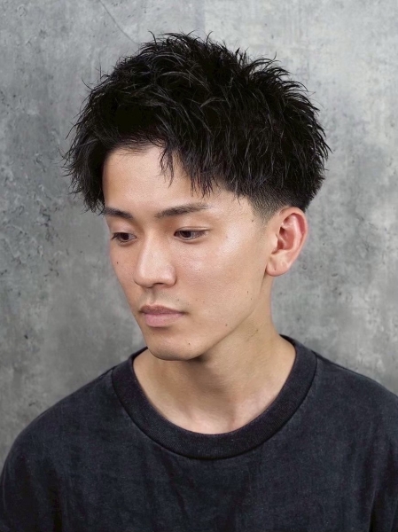 スパイキーアップバング
